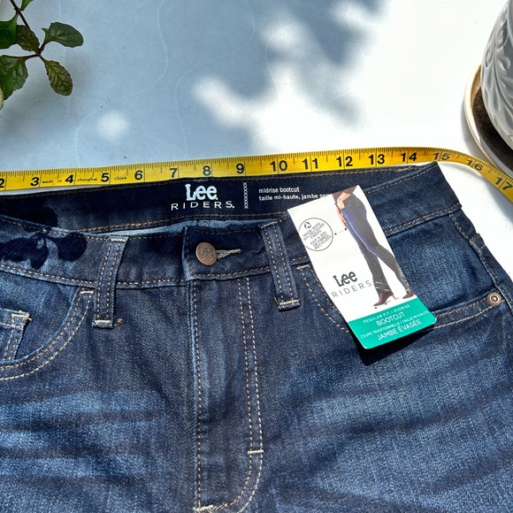 LEE RIDERS DARK WASH JEANS - Picture 9 of 14